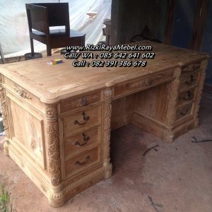 Meja Kantor Mewah Ukiran Jepara
