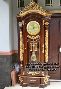 Jam Hias Ukiran Jepara Kombinasi Emas