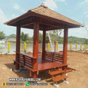 Gazebo Taman Kayu Kelapa Minimalis