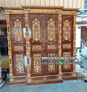 Lemari Pakaian Kayu Jati Ukir Jepara